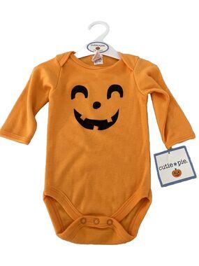 Cutie pie 3-6 Month Pumpkin Halloween Bodysuit Long Sleeves Snap Crotch